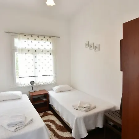 Mavi Pension Ayvalı