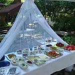 Mavi Pension Pensionat Ayvalı
