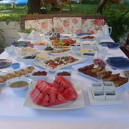 Mavi Pension Guest house *