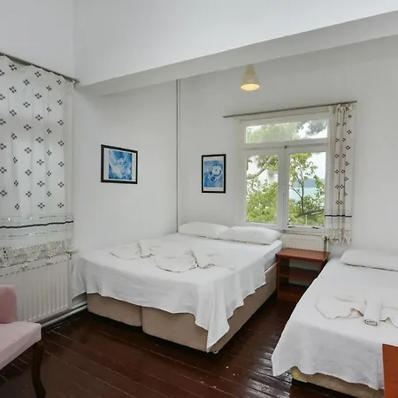Mavi Pension Guest house Ayvalik