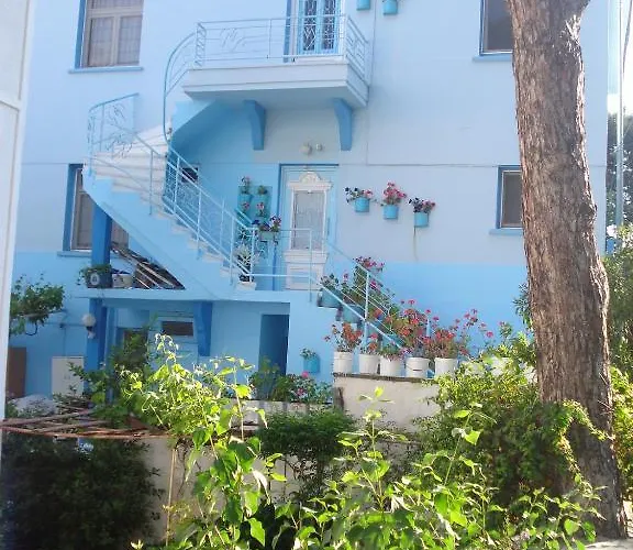 Mavi Pension Ayvalı