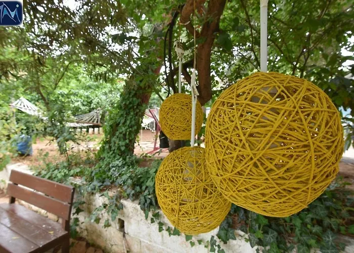 Mavi Pension Pensión Ayvalı