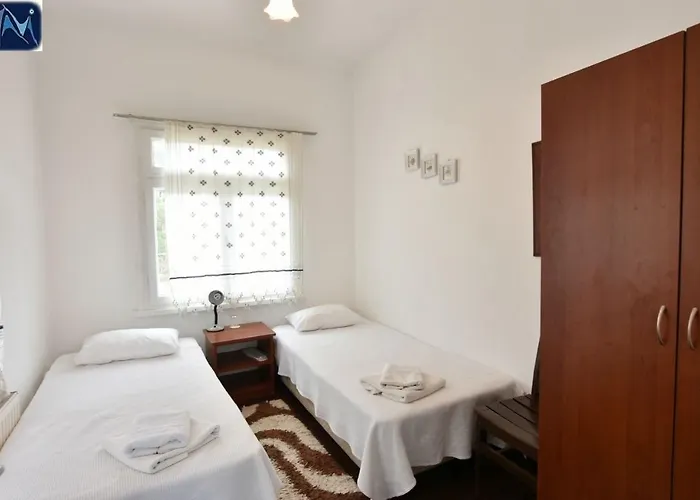 Mavi Pension Ayvalı