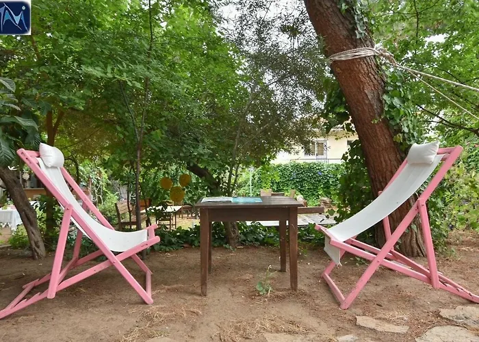 Mavi Pension Ayvalı