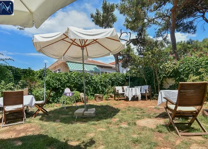 Pensión Mavi Pension *